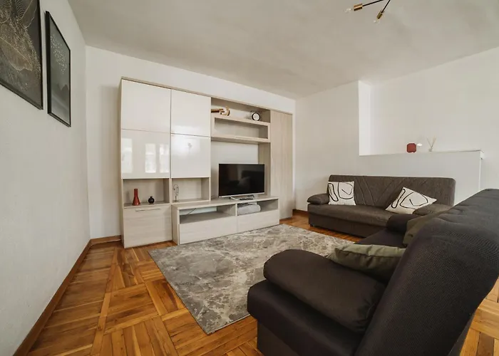 Apartment Maison Escaliers By Hili